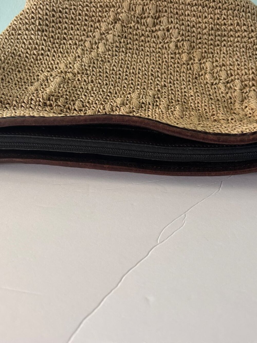 Brighton Straw Crochet Hobo Shoulder Bag Brown Leather Trim Floral Detail Boho - Picture 8 of 14